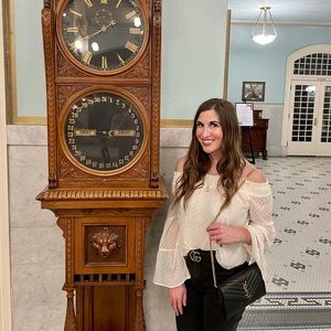 Meet your Posher, Krystal